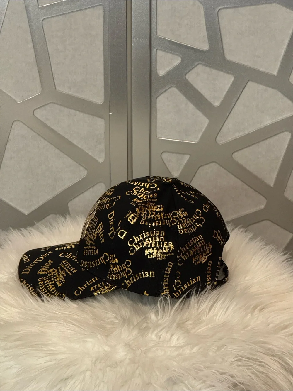 New Arrivals! Chic Fashion Logo Black & Gold Metallic Script Baseball Cap.